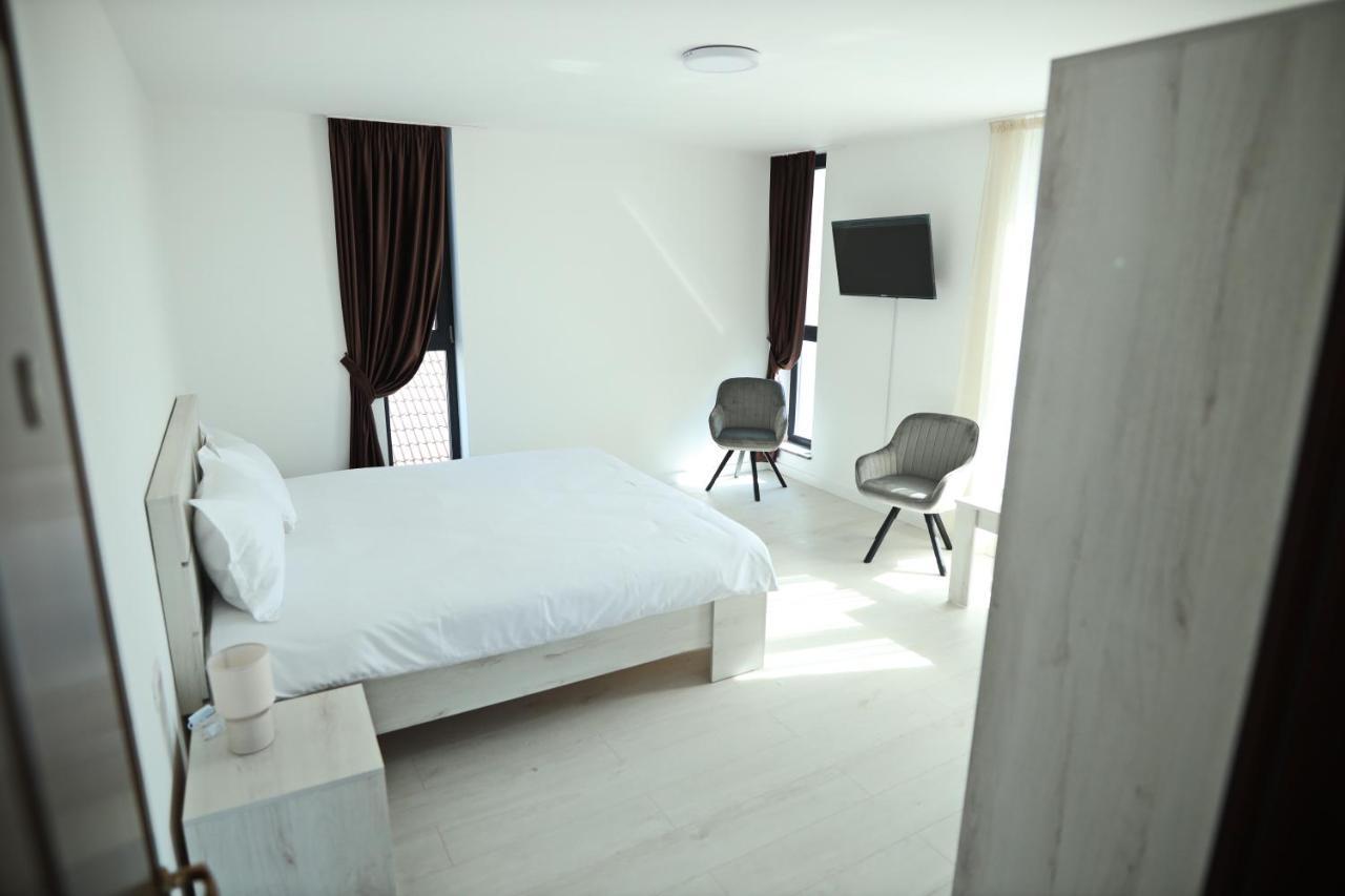 Casa Vys Apartment Питещ Екстериор снимка